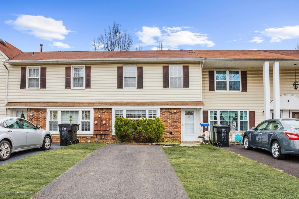 001_25_FIELDCREST_WAY_290071_522944