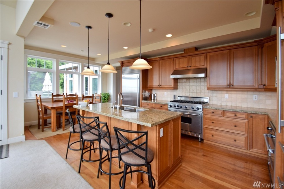 745 Bell St, Edmonds, WA 98020 - photo 1