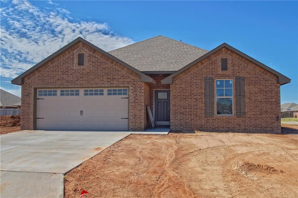 2236 Whispering Pine Blvd, Shawnee, OK 74804 - photo 1