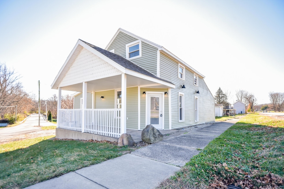 322 W Main St, Port Jefferson, OH 45360 - photo 1