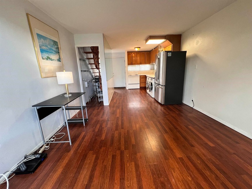 Top Townhouse is unit D301