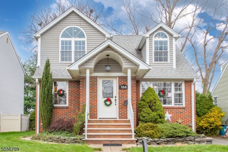 184 Rowland Ave, Clifton, NJ 07012 - photo 1