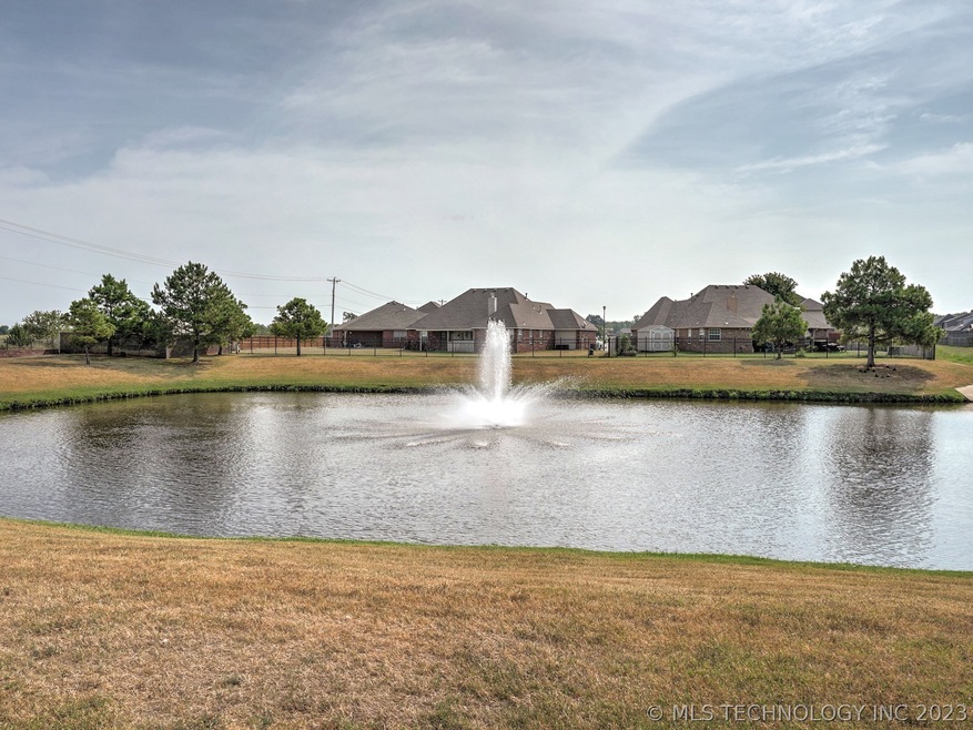 20525 E 33rd Place S, Broken Arrow, OK 74014 - photo 1