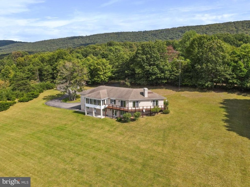 39 Orion Ct, Berkeley Springs, WV 25411 - photo 1