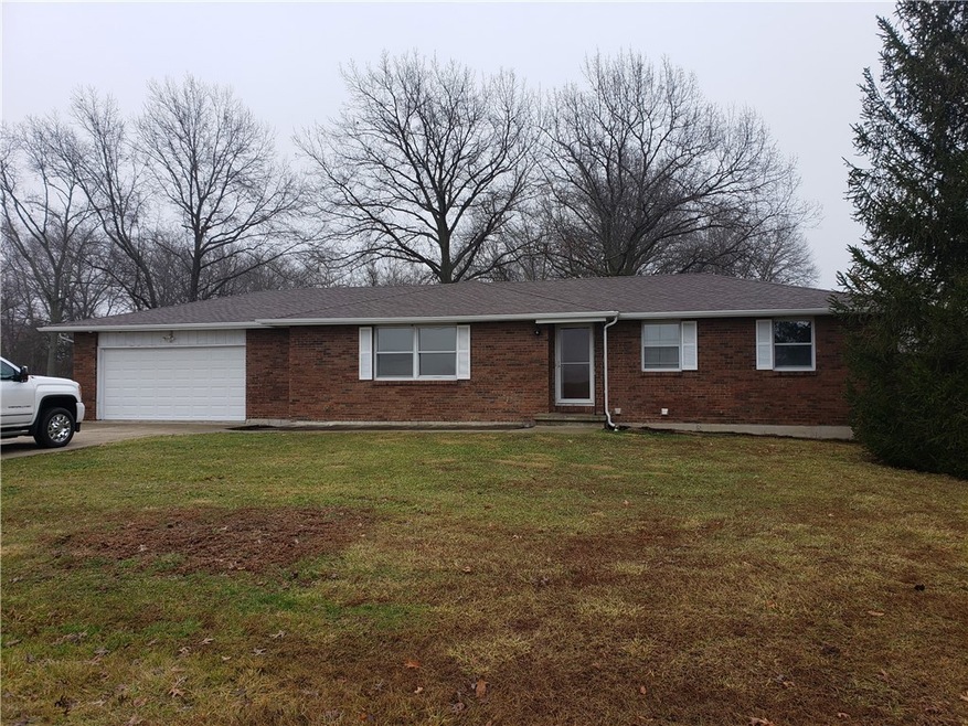 17156 N State Highway 32, Shumway, IL 62461 - photo 1