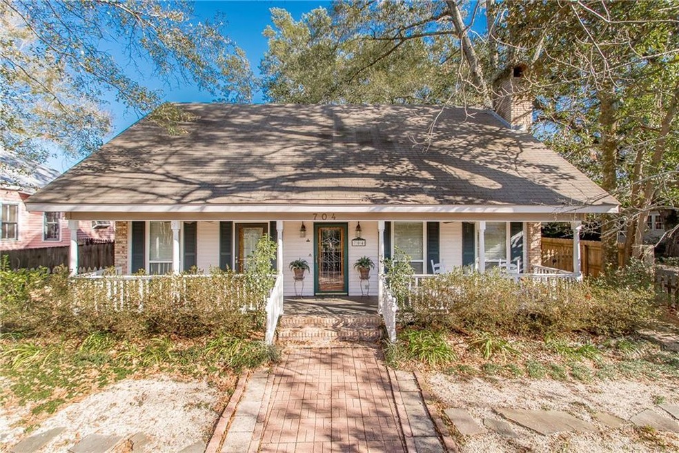 704 W 22nd Ave, Covington, LA 70433 - photo 1