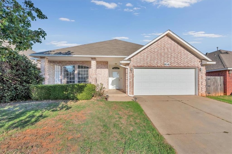 820 Elm Creek Dr, Moore, OK 73160 - photo 1