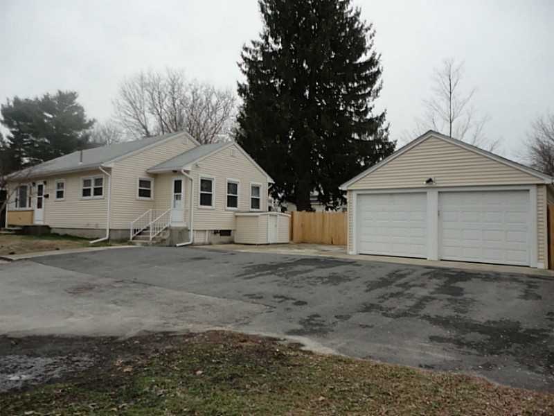 42 Redfern St, North Providence, RI 02911 - photo 1