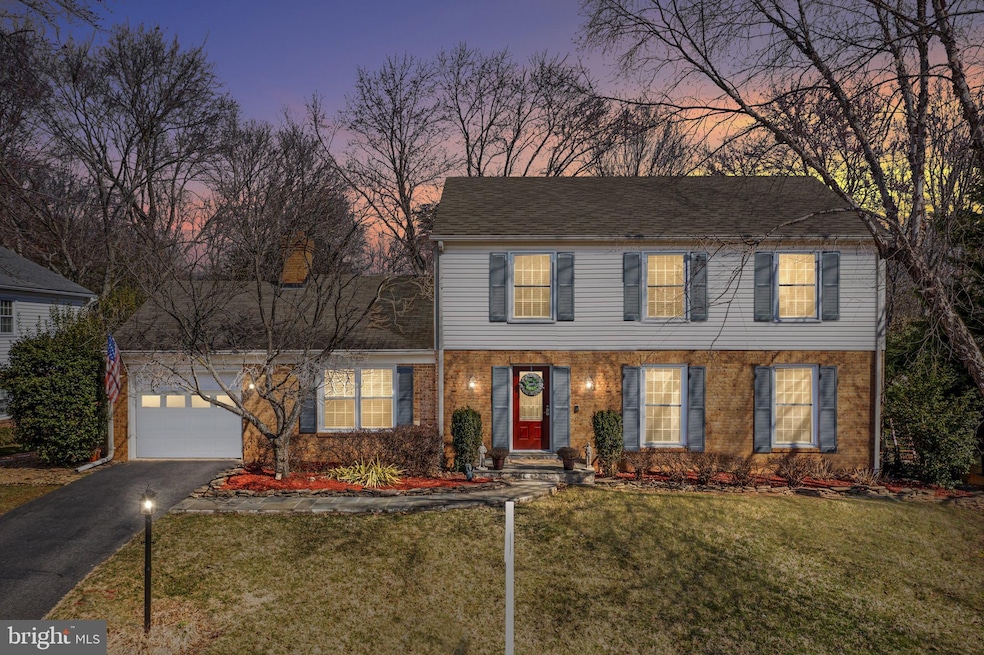 10810 Stanhope Place, Fairfax, VA 22032 - photo 1