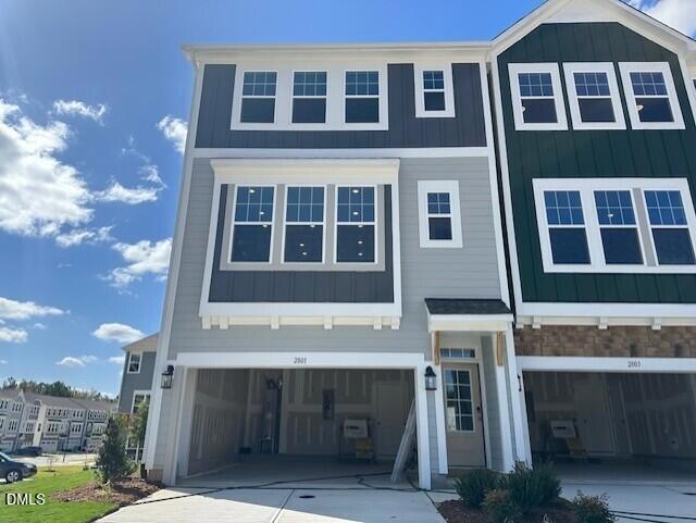 Pending $470,000 • Co-Listing Agent