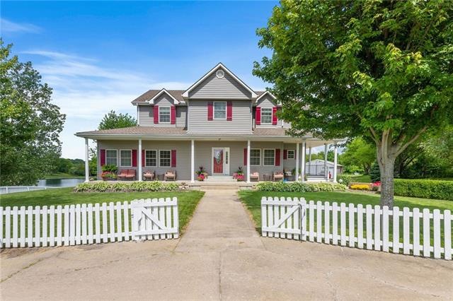 1400 N Kurzweil Rd, Raymore, MO 64083 - photo 1