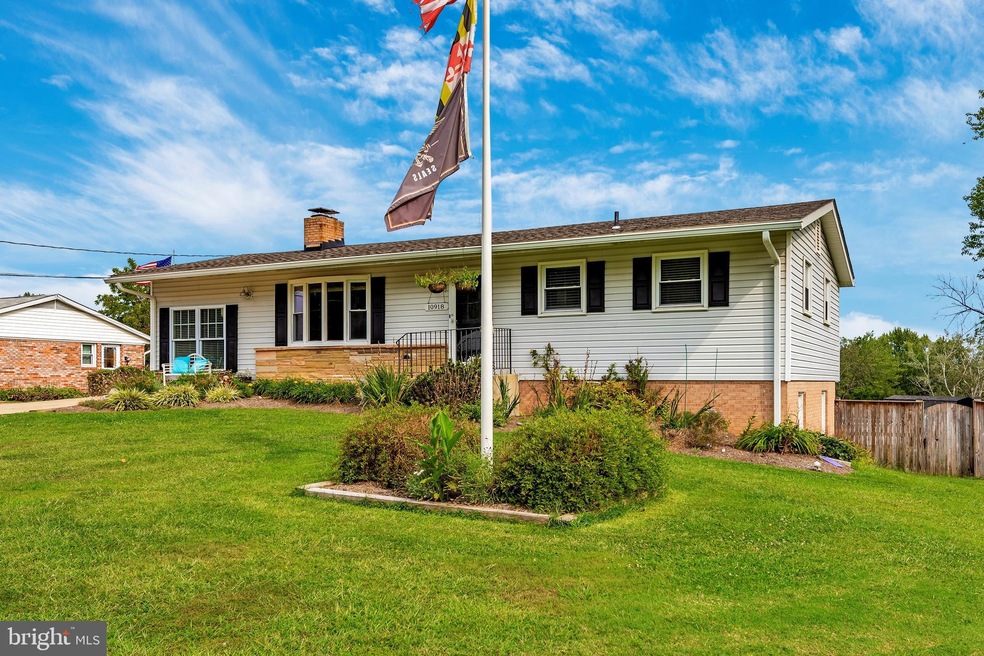 10918 Hillcrest Dr, Laurel, MD 20723 - photo 1