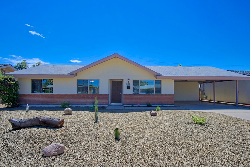3707 W Caron St, Phoenix, AZ 85051 - photo 1