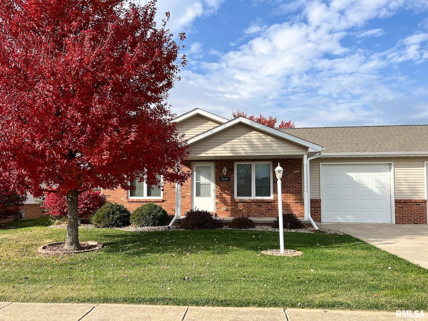 1138 Breeze Way unit 21A, Washington, IL 61571 - photo 1