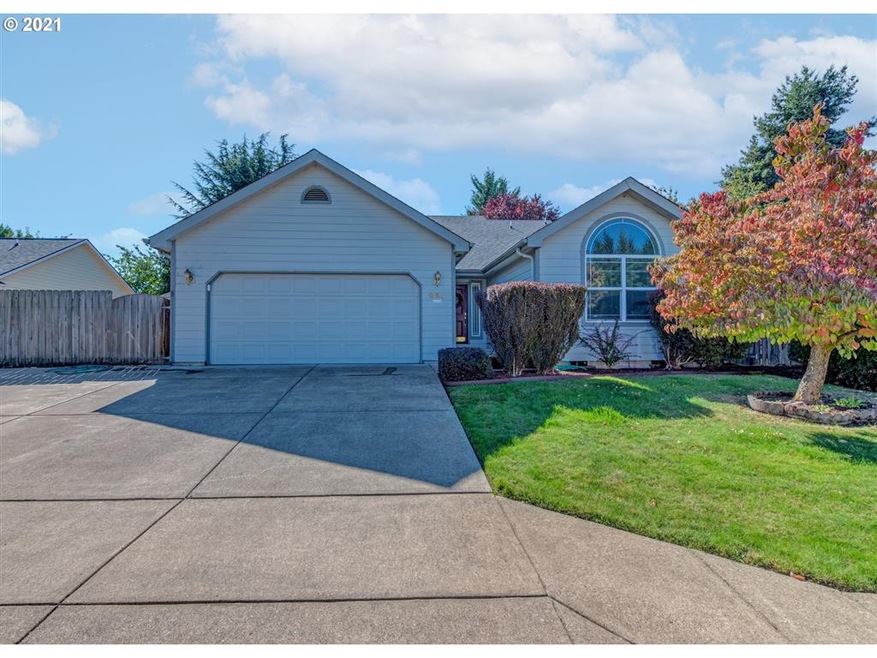 966 Belair Dr, Eugene, OR 97404 - photo 1