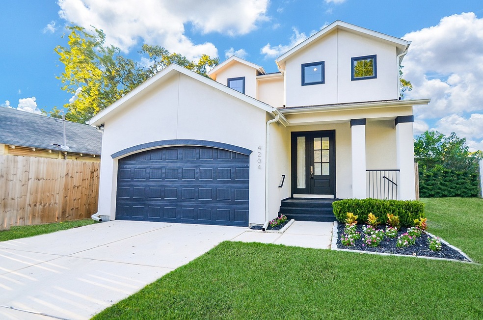 4204 Marina St, Houston, TX 77007 - photo 1