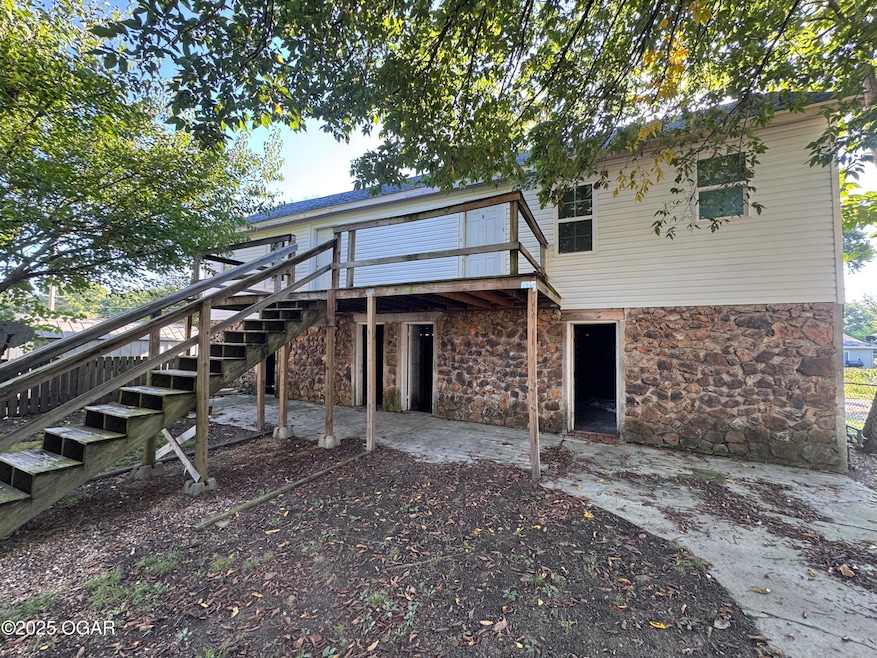 1703 1703 1 2 Kentucky Rd, Joplin, MO 64801 - photo 1