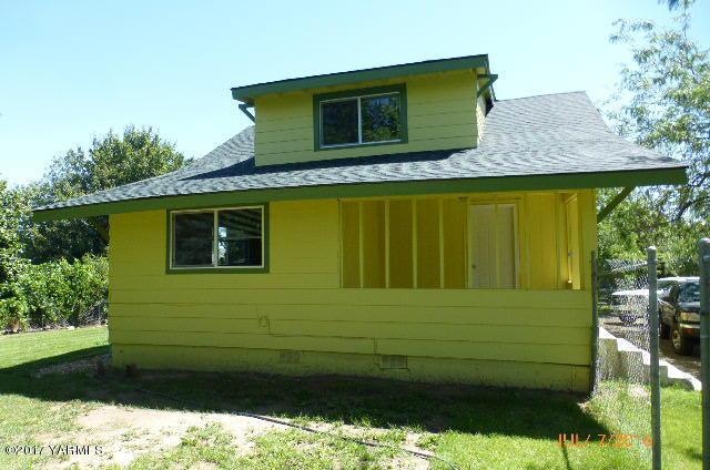 113 N 69th Ave