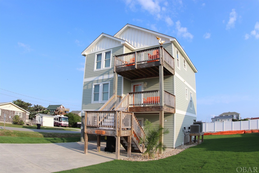 300 E Clark St, Kill Devil Hills, NC 27948 - photo 1