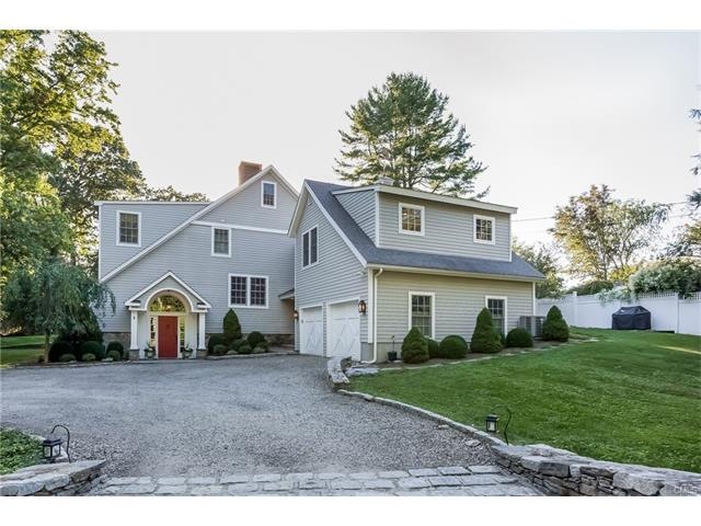 Completely renovated and expanded 1850 barn. The o