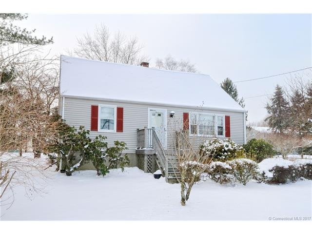 751 Daniels Farm Rd, Trumbull, CT 06611 - photo 1