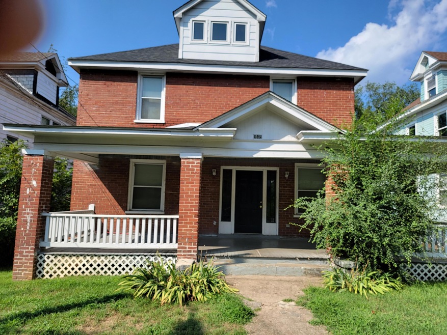 1609 Chapman