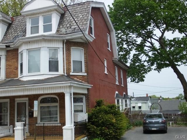 22 W Garrison St, Bethlehem, PA 18018 - photo 1