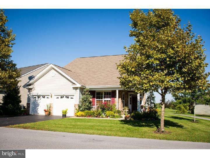 2189 Four Seasons Blvd unit II54, Macungie, PA 18062 - photo 1