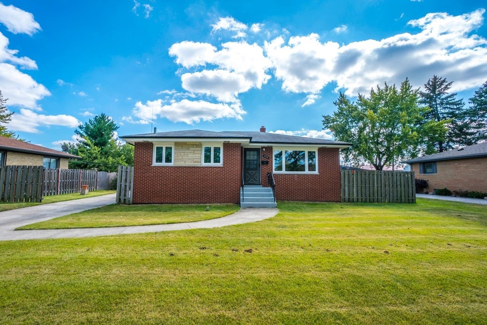 222 Carnation St, Dyer, IN 46311 - photo 1