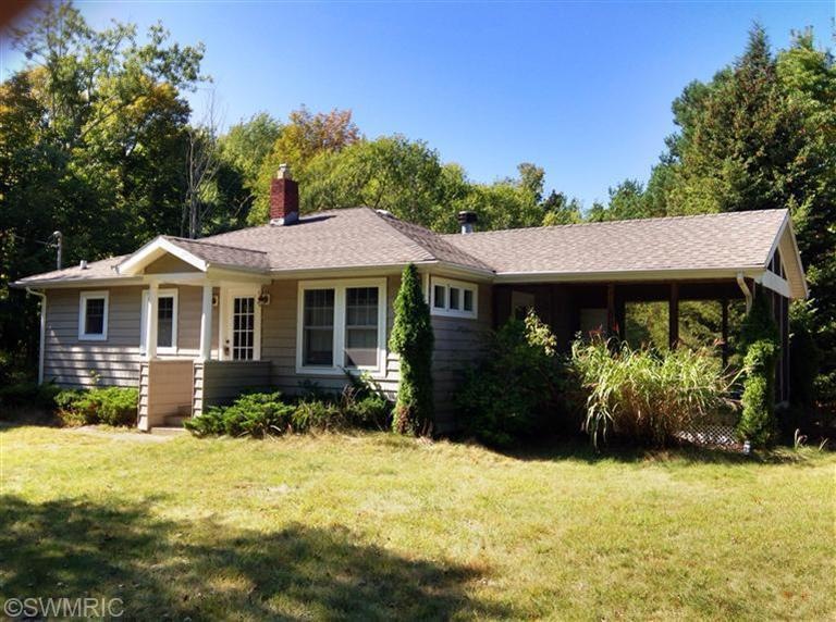 13624 Prairie Rd, Three Oaks, MI 49128 - photo 1