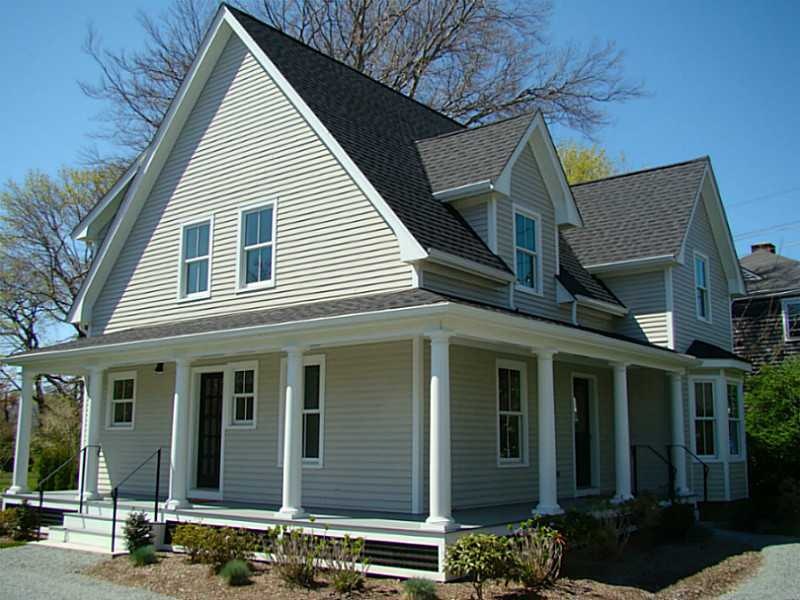 355 Boulevard, Middletown, RI 02842 - photo 1