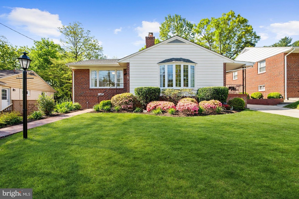 5304 Flanders Ave, Kensington, MD 20895 - photo 1