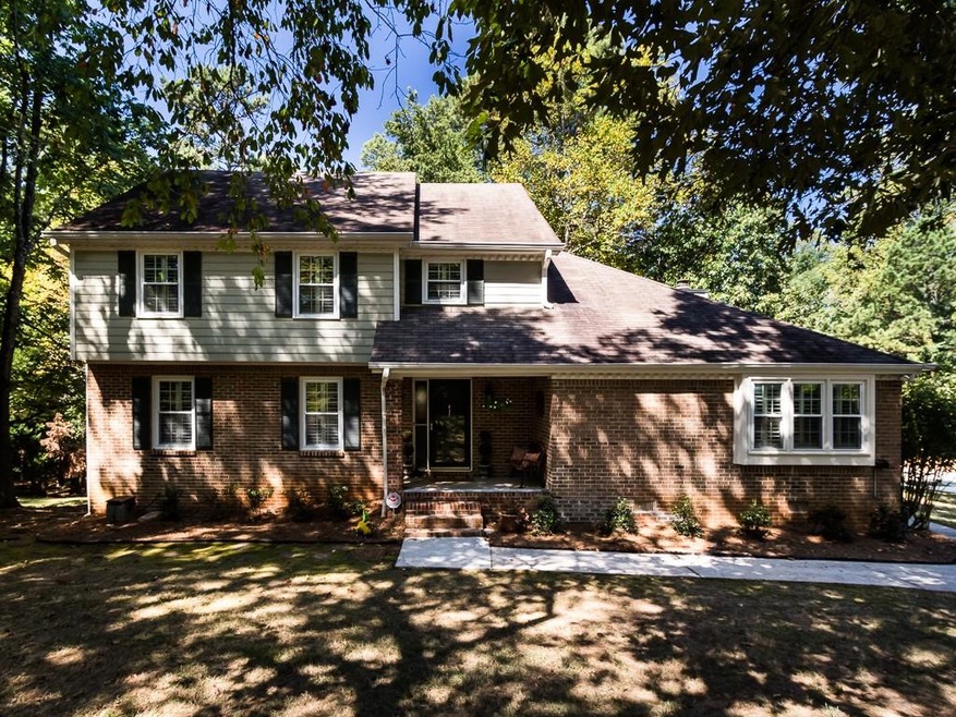 Large family home in amazing neighborhood.