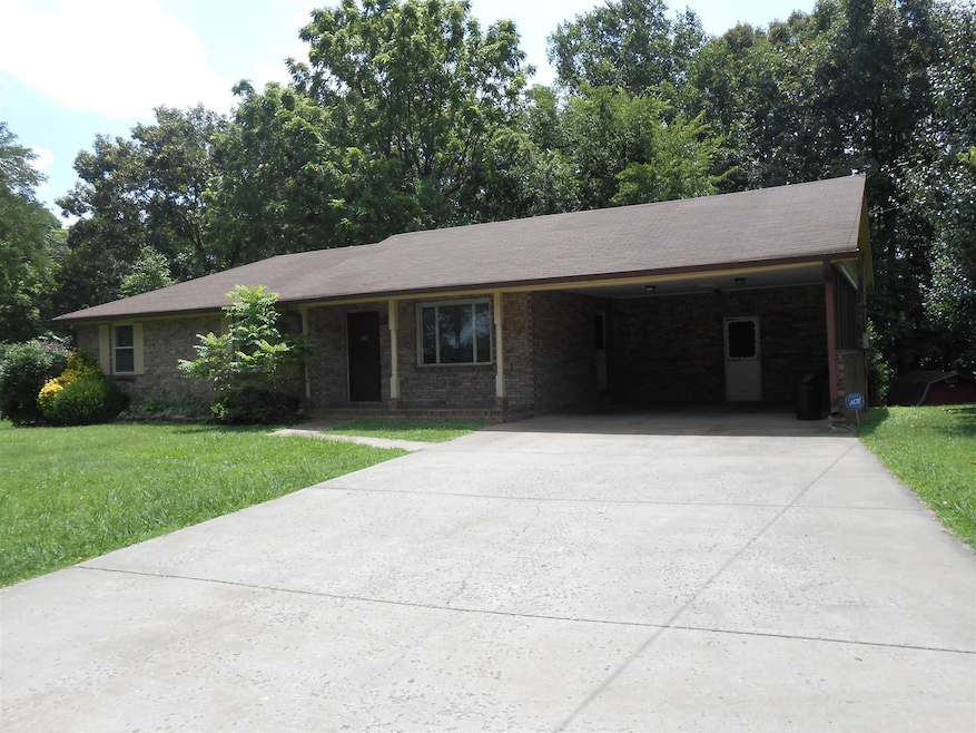 Welcome to 2973 Claylick Rd. Beautiful Whites Creek TN