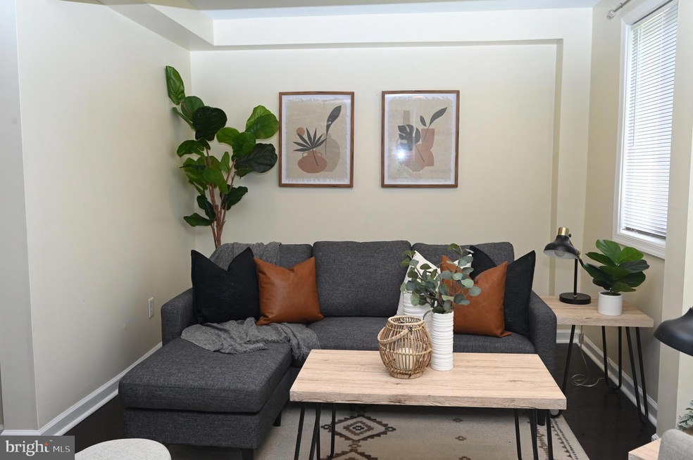 3913 Stokes Dr, Baltimore, MD 21229 - photo 1