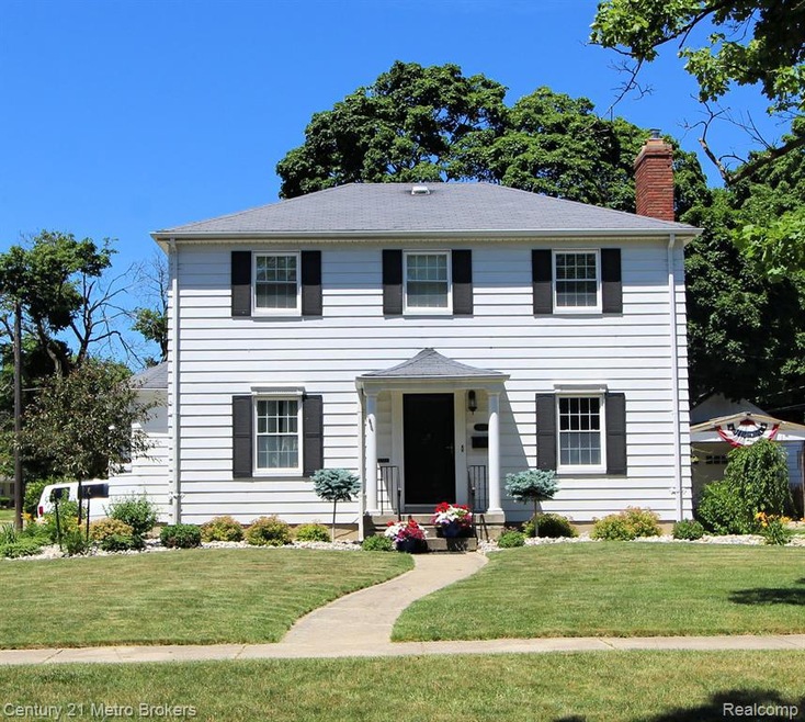 1901 Montclair Ave, Flint, MI 48503 - photo 1