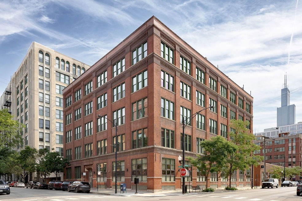 Sold $415,000 • Co-Listing Agent