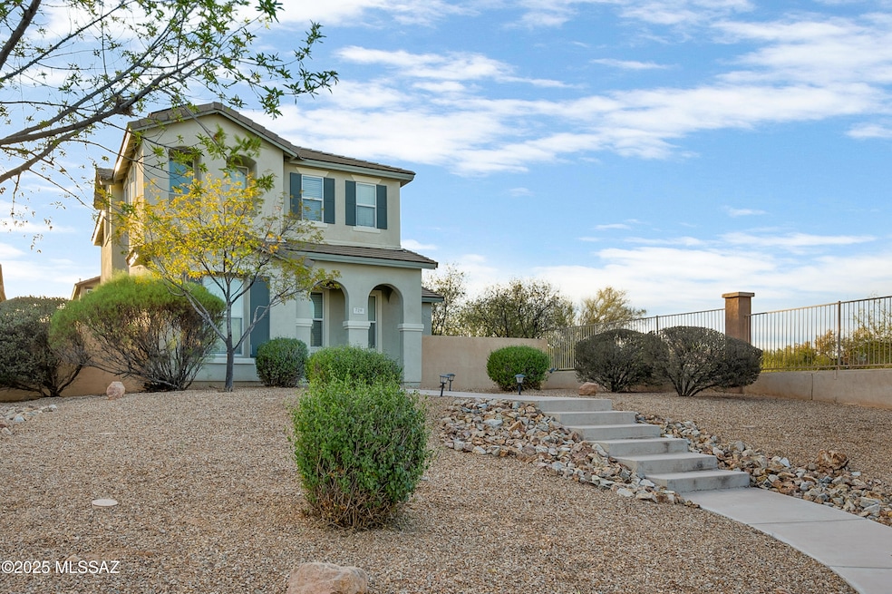 726 W Paseo Celestial, Sahuarita, AZ 85629 - photo 1