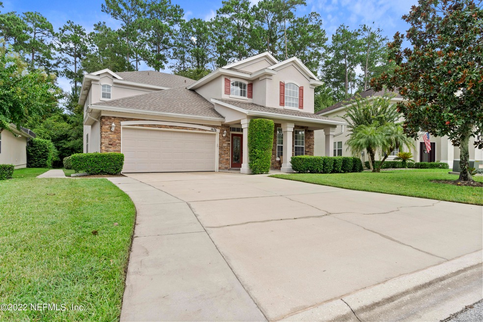 1676 Majestic View Ln,