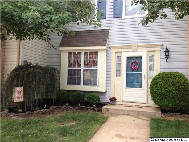 44 Kinnoll Hill Ct unit 7, Freehold, NJ 07728 - photo 1