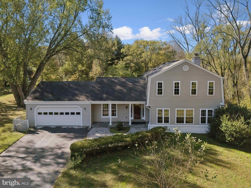 Under Contract $975,000