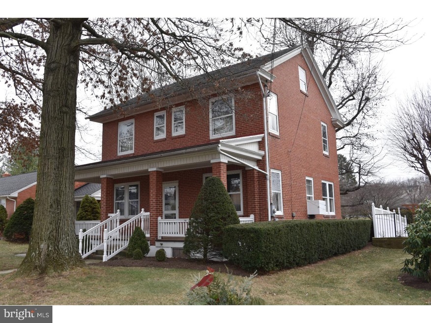 436 W High St, Womelsdorf, PA 19567 - photo 1