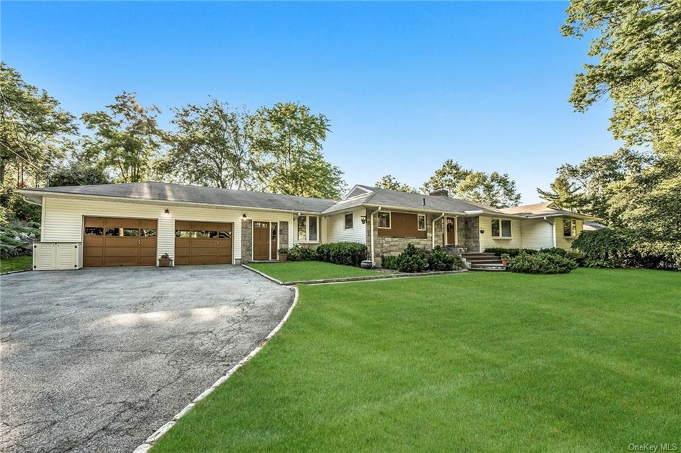 41 Mcarthur Ave, Yonkers, NY 10707 - photo 1