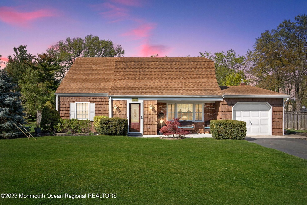 67 Warren Place, Middletown, NJ 07748 - photo 1