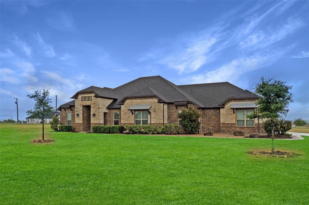 115 Hawk Ridge Rd, Decatur, TX 76234 - photo 1