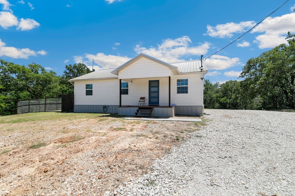 448 County Road 111, Whitesboro, TX 76273 - photo 1