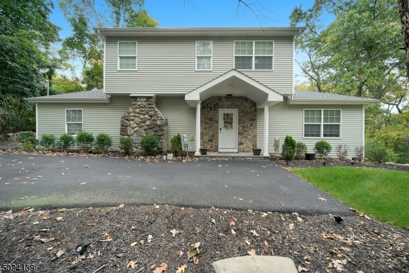 6 Cliff Trail, Kinnelon, NJ 07405 - photo 1