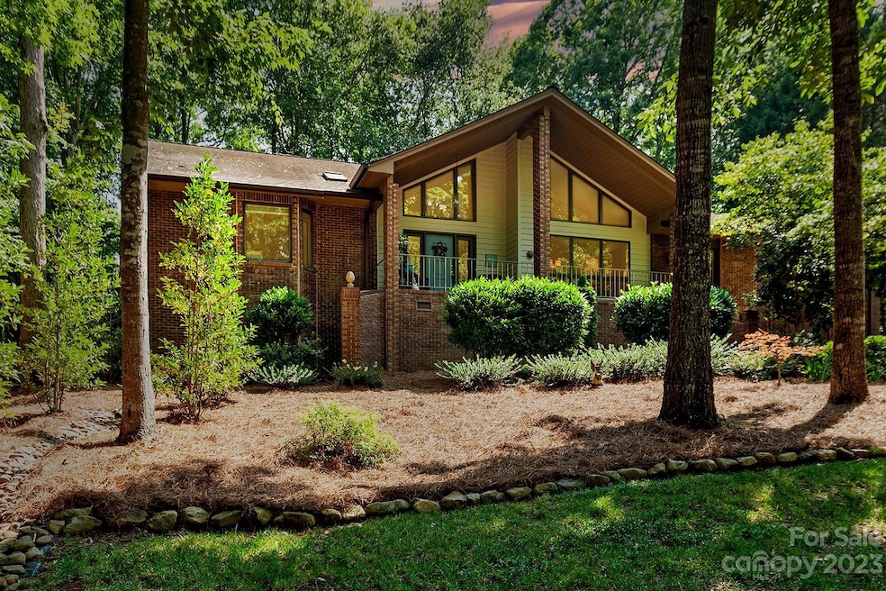 19 Tanglewood Rd, Clover, SC 29710 - photo 1