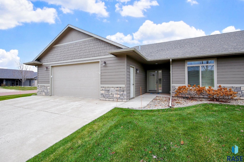3815 E Vendavel St, Sioux Falls, SD 57108 - photo 1