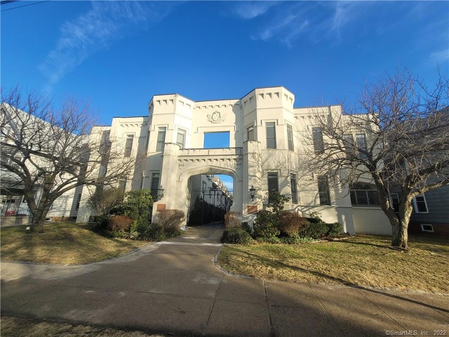 869 Orange St unit 10W, New Haven, CT 06511 - photo 1